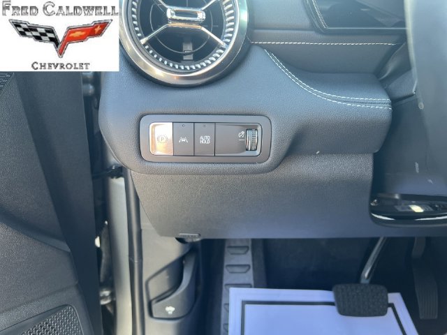 Used 2025 Chevrolet Blazer EV LT AWD/4WD image 22
