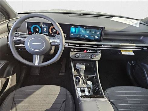 New 2026 Hyundai Santa Cruz SE image 11