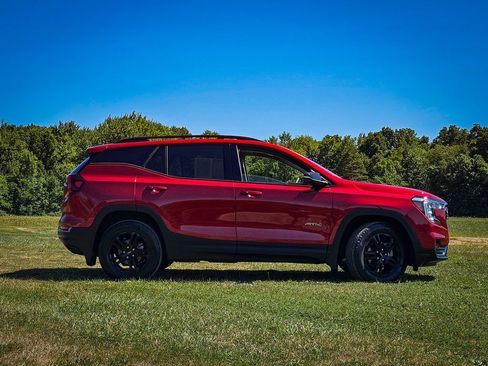 Used 2023 GMC Terrain AT4 w/ Infotainment Package II AWD/4WD image 3