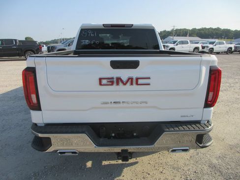 New 2026 GMC Sierra 1500 SLT w/ SLT Premium Package AWD/4WD image 7