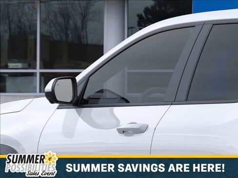 New 2026 Chevrolet Equinox LT w/ Convenience Package II FWD image 12