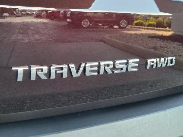 Used 2023 Chevrolet Traverse LT AWD/4WD image 9