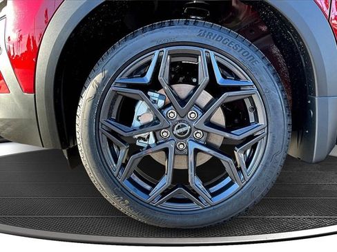New 2026 Nissan Kicks SR w/ Cold Weather Package image 13