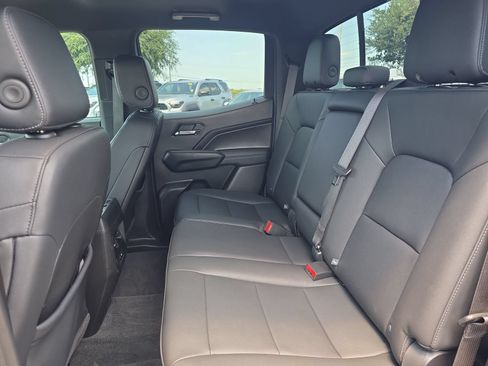 Used 2023 GMC Canyon Elevation w/ Elevation Premium Package RWD image 11
