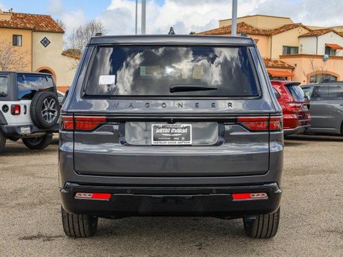 New 2025 Jeep Wagoneer Series II w/ Premium Group I image 5