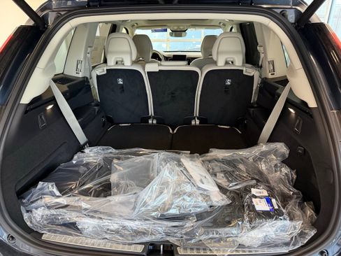 New 2026 Volvo XC90 T8 Ultra w/ Protection Package Premier AWD/4WD image 29