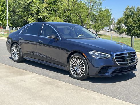 Used 2022 Mercedes-Benz S 500 4MATIC image 1