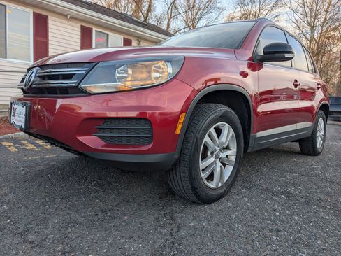 Used 2016 Volkswagen Tiguan S image 29