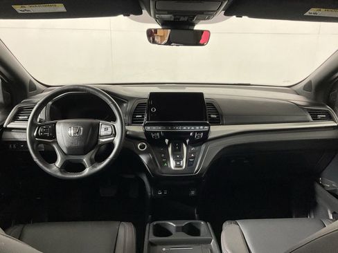 Used 2025 Honda Odyssey Sport-L image 21