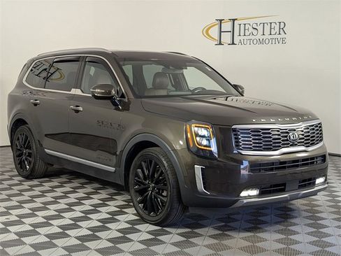 Used 2021 Kia Telluride SX w/ SX Prestige Package image 2