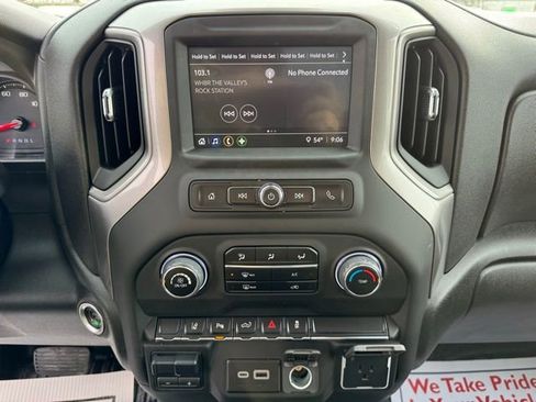 Used 2025 Chevrolet Silverado 3500 W/T AWD/4WD image 14