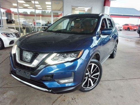 Used 2017 Nissan Rogue SL w/ SL Premium Package AWD/4WD image 1