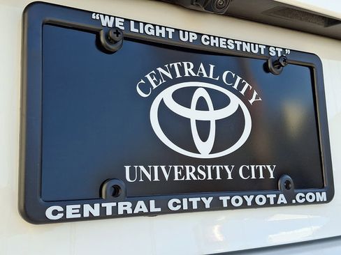 Used 2026 Toyota Camry XLE w/ Convenience Package image 34