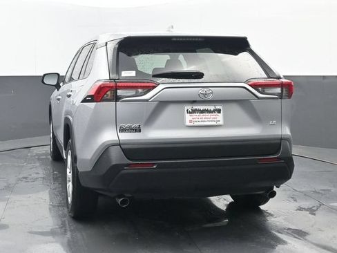 Used 2024 Toyota RAV4 LE FWD image 19