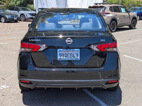 Used 2023 Nissan Versa SV FWD image 6