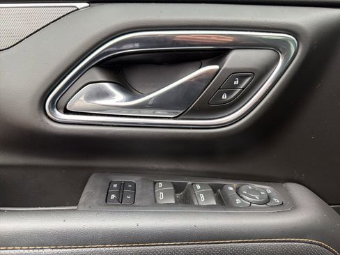 Used 2023 GMC Yukon XL AT4 w/ AT4 Premium Plus Package image 17