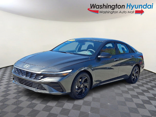 Certified 2026 Hyundai Elantra Sport FWD image 3
