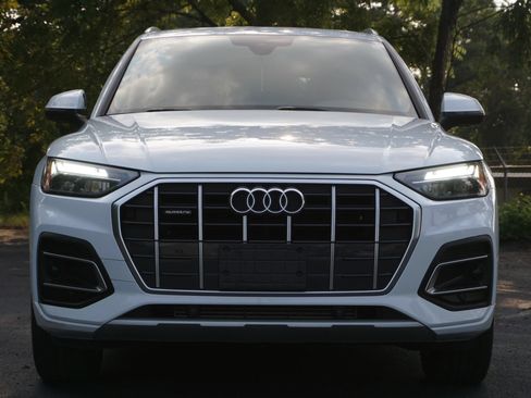 Used 2021 Audi Q5 2.0T Premium w/ Convenience Package AWD/4WD image 2