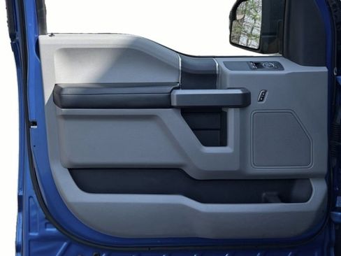 Used 2016 Ford F150 XLT AWD/4WD image 12