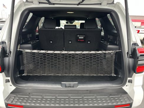 Used 2025 Toyota 4Runner TRD Off-Road Premium image 27