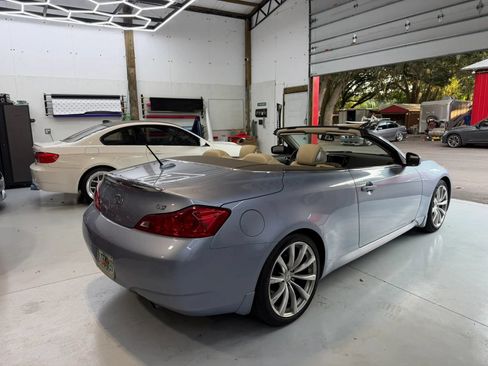 Used 2009 INFINITI G37 Convertible w/ Premium Pkg RWD image 5