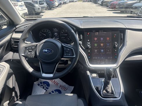 Certified 2025 Subaru Outback Premium AWD/4WD image 2
