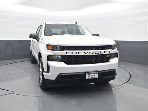 Used 2022 Chevrolet Silverado 1500 Custom AWD/4WD image 2