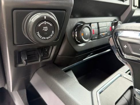 Used 2019 Ford F150 XLT w/ Equipment Group 302A Luxury image 22