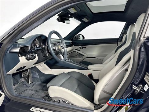 Used 2019 Porsche 911 Carrera GTS image 9
