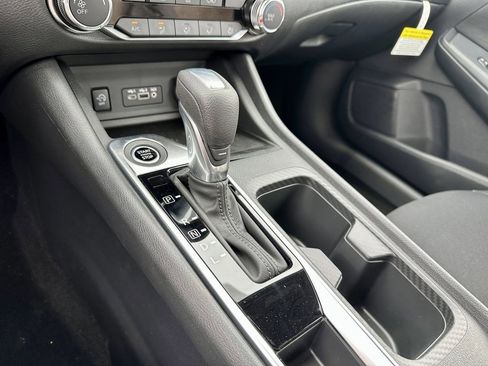 Certified 2025 Nissan Sentra SV FWD image 29
