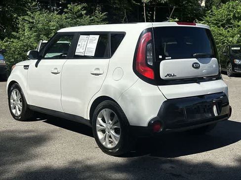 Used 2016 Kia Soul + FWD image 20