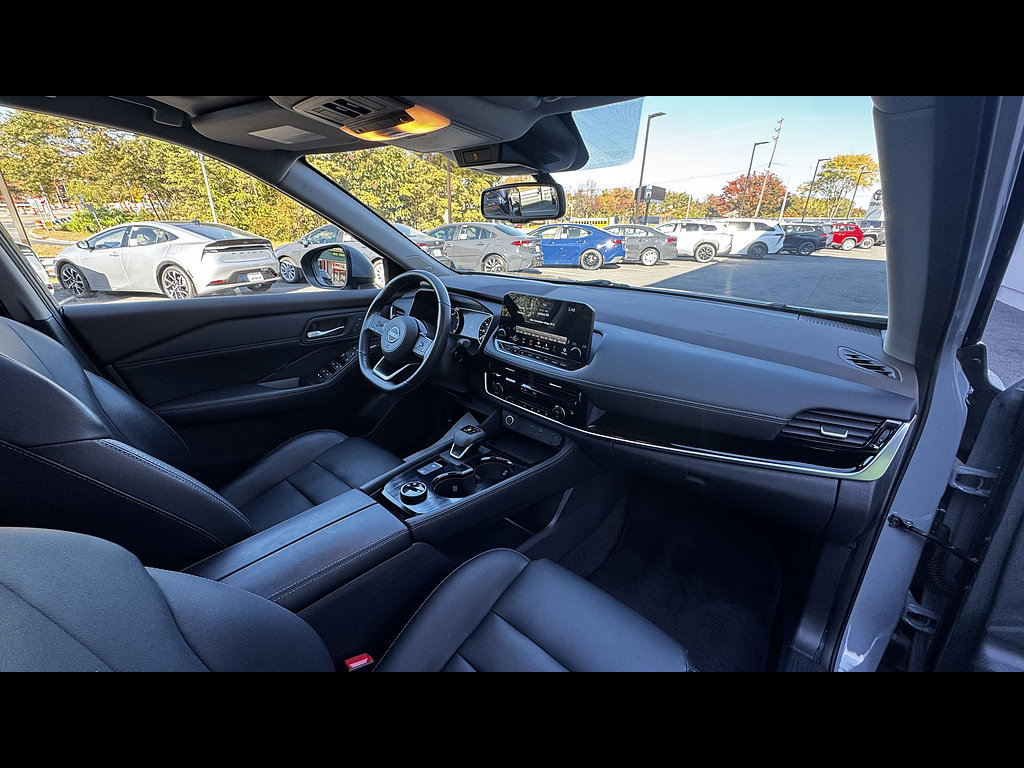 Used 2023 Nissan Rogue SL w/ SL Premium Package AWD/4WD image 31