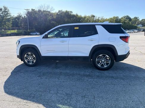 Used 2025 GMC Terrain Elevation AWD/4WD image 6