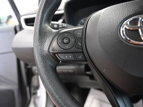 Used 2023 Toyota Corolla LE FWD image 23