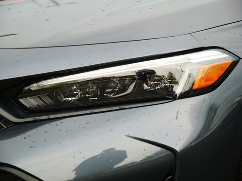 Used 2025 Honda Civic Sport image 10