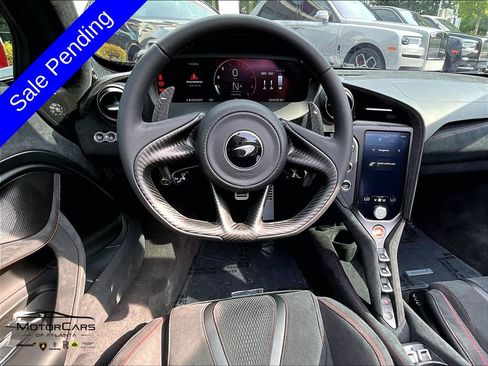 Used 2027 McLaren 750S Spider RWD image 7