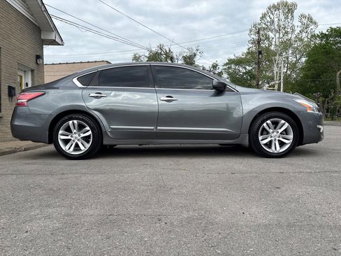 Used 2015 Nissan Altima 2.5 S FWD image 7