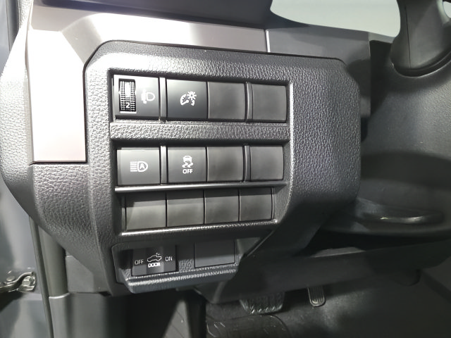 Used 2025 Toyota Tacoma TRD Off-Road AWD/4WD image 23