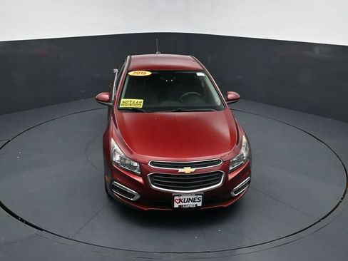 Used 2016 Chevrolet Cruze LT FWD image 38