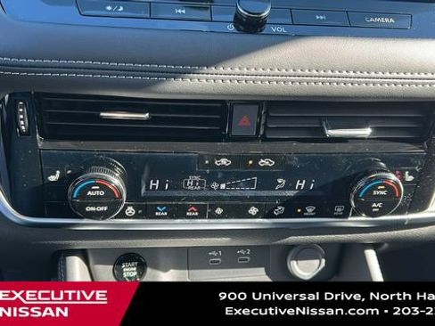 New 2026 Nissan Rogue Platinum w/ Platinum Premium Package image 16