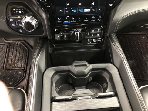 Used 2022 RAM 1500 Limited AWD/4WD image 23