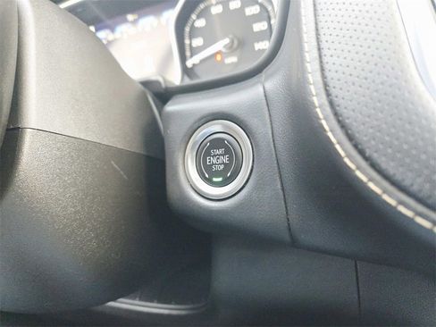 Used 2021 GMC Yukon SLT w/ SLT Luxury Plus Package image 36