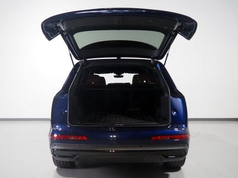 Used 2023 Audi Q7 2.0T Premium Plus w/ Premium Plus Package AWD/4WD image 51