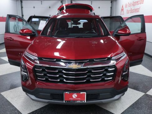 Used 2026 Chevrolet Equinox LT w/ Convenience Package II FWD image 28