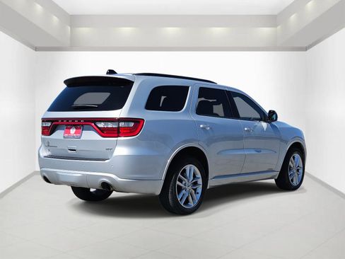 Used 2024 Dodge Durango GT image 4