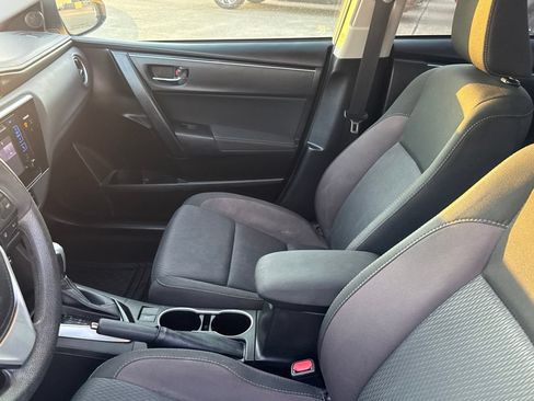Used 2017 Toyota Corolla LE FWD image 42