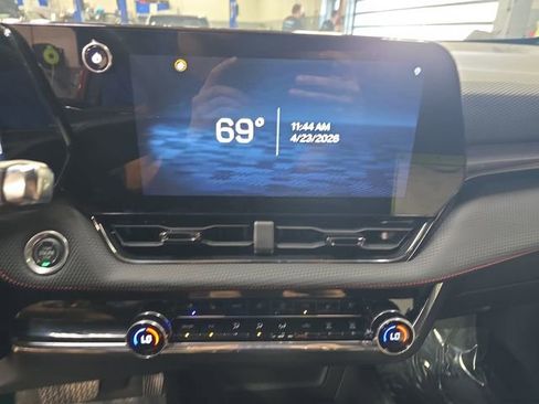 Used 2025 Chevrolet Equinox RS w/ Safety and Technology Package AWD/4WD image 24