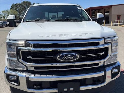 Used 2022 Ford F250 Lariat w/ Lariat Value Package AWD/4WD image 2