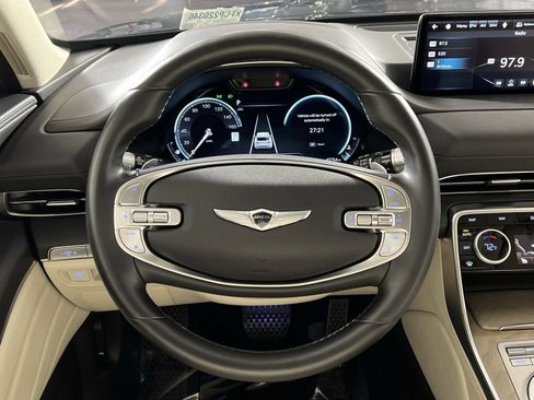 Used 2022 Genesis GV80 2.5T w/ Prestige Package 04 image 16