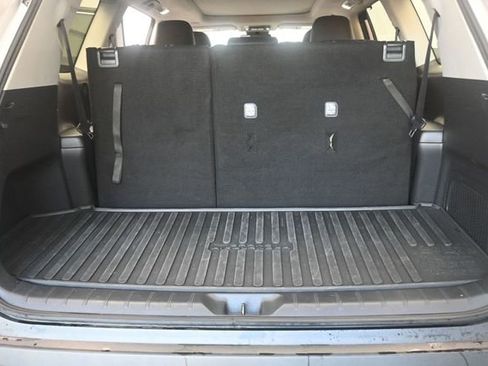 Used 2025 Toyota Grand Highlander FWD image 23